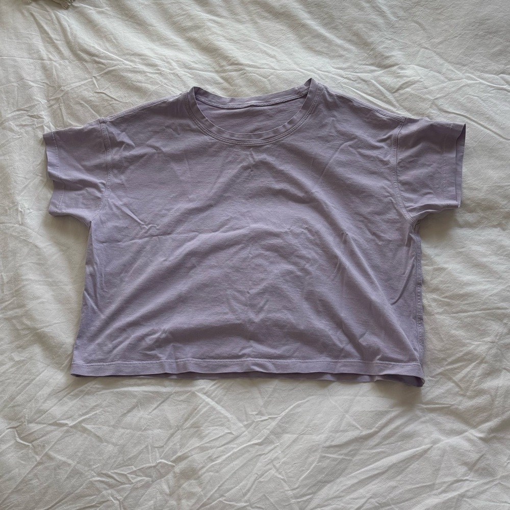 Lululemon Cropped T-Shirt